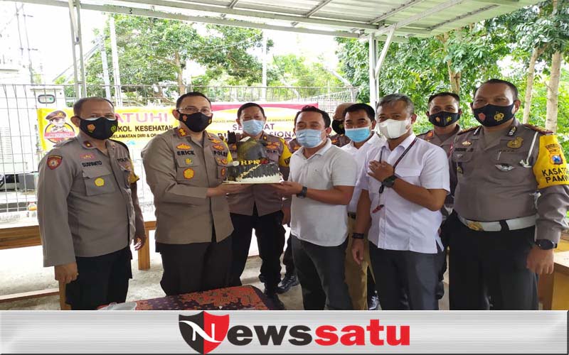 Wartawan Bondowoso Bersama Polisi Rayakan HPN 2021