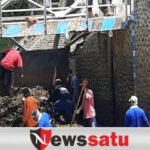 Dinas PUPR Kota Probolinggo Lakukan Pembersihan Di Sungai Legundi