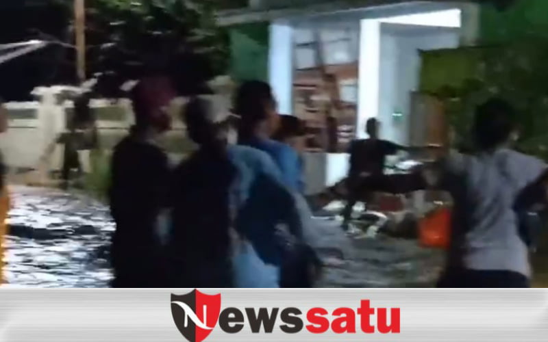 Dilanda Banjir, Warga Dringu Dan Kedungdalem Probolinggo Dievakuasi