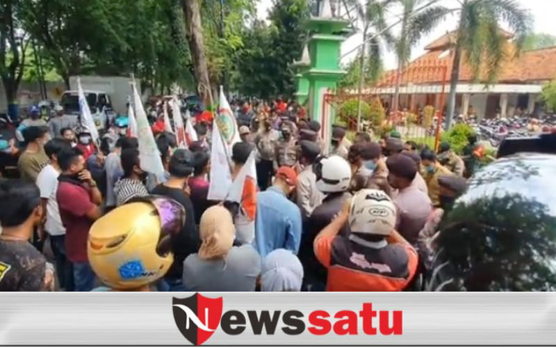 Warga Pertanyakan Dugaan Kasus Korupsi Mobil SiGAP di Pamekasan