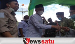 PWI Bersama Bupati Bondowoso Bagi Sembako