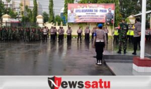 Kuatkan Sinergitas Pamekasan, TNI-Polri Gelar Apel Besar di Bawah Hujan