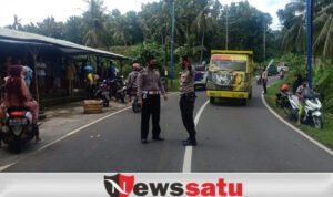 Bermain HP Saat Berkendara, 2 Remaja Tewas Kecelakaan di Pamekasan