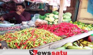 Warga Kota Probolinggo Diresahkan Dengan Beredarnya Cabai Merah Di Cat Tembok