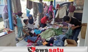 Bazar Baju Layak Pakai Nol Rupiah Ala Wartawan di Pamekasan