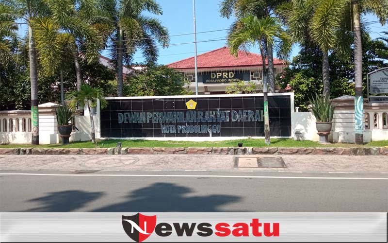 Pengadaan Laptop Bagi 30 Anggota DPRD Kota Probolinggo