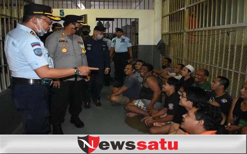 Tim Gabungan Razia 2 Lapas di Pamekasan