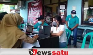 Pemkab Pamekasan Vaksinasi Awak Bus Penjemput PMI Asal Madura