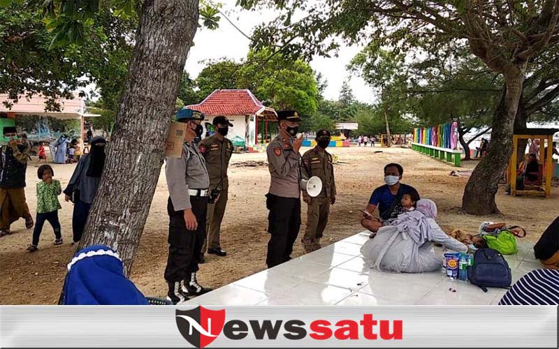 Pengunjung Pantai Talang Siring Diawasi Polres Pamekasan