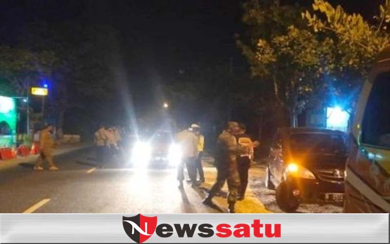 Penyekatan Arus Mudik, Polisi Tetap Putar Balik Mobil Luar Kota di Pamekasan