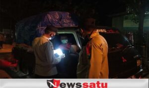 Petugas Gabungan Kuatkan Penyekatan Raya Ambat Tlanakan Pamekasan