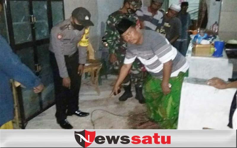 Polsek Galis Pamekasan Selidiki TKP Remaja Tewas Tersetrum Listik