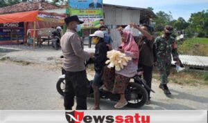 Tim Satgas Covid-19 dan PPKM Mikro Tindak Pelanggar Prokes Di Ambat Pamekasan