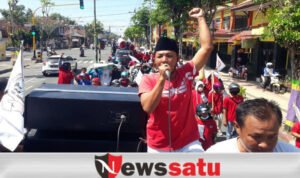 Ini Tanggapan Pemkab Saat PKL Arek Lancor Di Gelar Kantor Bupati Pamekasan Ini Tanggapan Pemkab Saat PKL Arek Lancor Di Gelar Kantor Bupati Pamekasan
