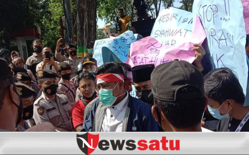 Tak Puas Kinerja DPD Tanjung, Warga Wadul ke DPMD Pemdes Kabupaten Pamekasan