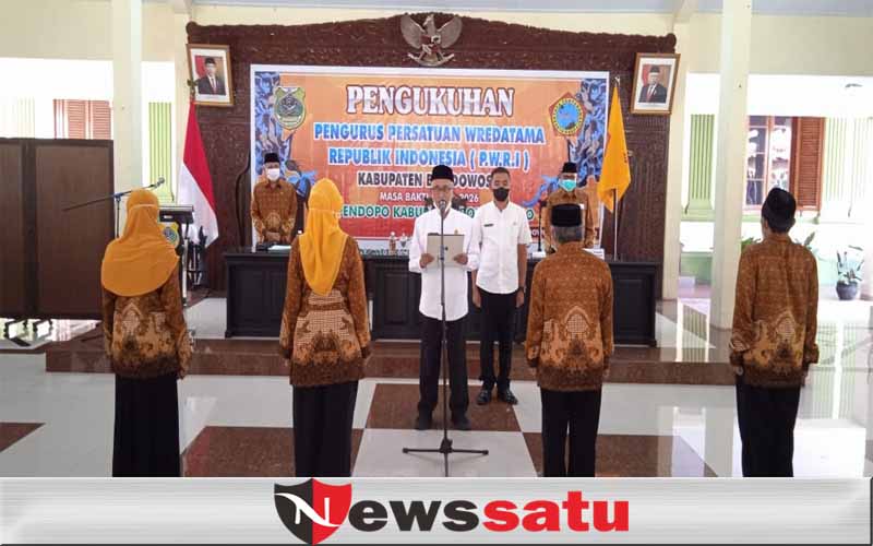 Kukuhkan Pengurus PWRI, Bupati Salwa Ajak Pengurus Bangun Bondowoso