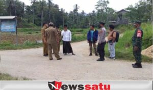 Pastikan ADD Dan DD 2021 Tetap Sasaran, Tim Monitoring Melakukan Monev Di Desa Bungbaruh Kadur