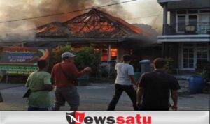 Diduga Korsleting Listrik, Rumah Dihuni 2 KK Ludes Dilahap Sijago Merah