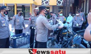 Kapolres Kota Probolinggo Distribusikan Daging Kurban ke Warga Terdampak PPKM Darurat