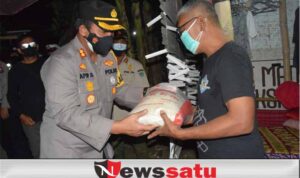 Kapolres Pamekasan bersama Dandim 0826 Pimpin Patroli Skala Besar dan bansos Slum Area