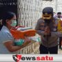 Kapolres Pamekasan bersama Toga Imbau Warga Tidak Panik dan Bagi Bansos