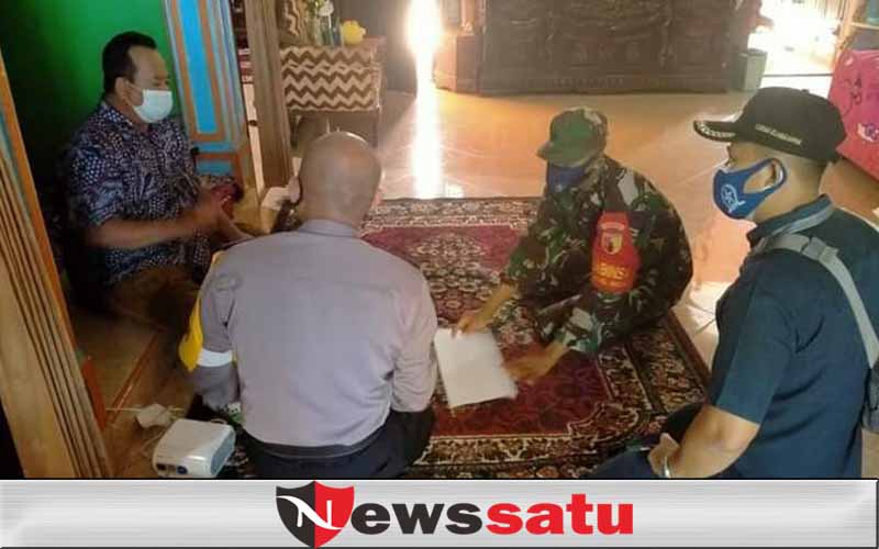 Pastikan Warganya Bebas Covid-19, Lurah Gladak Anyar Blusukan Pemukiman Kota