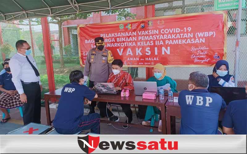 Pelaksanaan Vaksinasi Melalui Gerai Vaksin Presisi Door To Door Dipantau Kapolres Pamekasan
