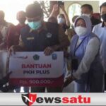 Pemkab Pamekasan Kembali Salurkan Bantuan PKM PKH Plus Khusus Lansia