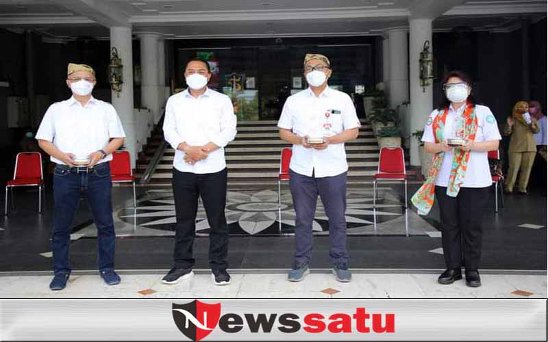 Pemkot Surabaya Banjir Bantuan Peduli Penanggulangan Pandemi Covid-19