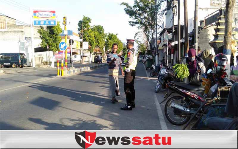 Satlantas Polres Sampang Suguhkan Pelayanan Pagi Hari Saat Pandemi Covid19