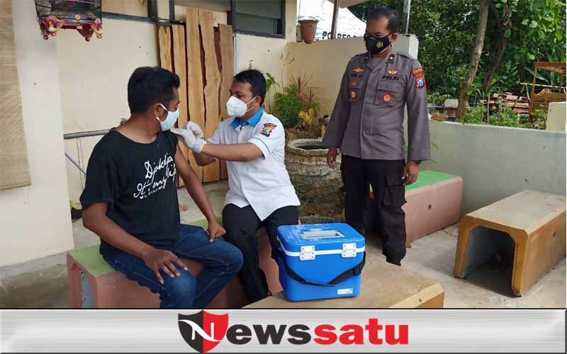 Target Herd Immunity, Vaksinasi Door To Door Makin Gencar di Pamekasan