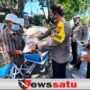 Tim Dapur Umum PPKM Darurat Polres Pamekasan Bagikan Ratusan Nasi Kotak Untuk Warga Duafa