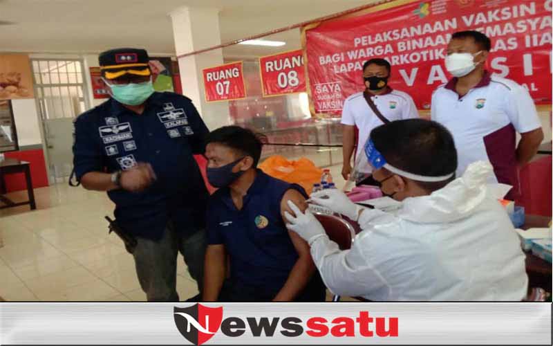 WBP Lapas Sustik Pamekasan Jalani Vaksinasi Covid-19 Untuk Pertama Kalinya