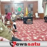 Bupati Baddrut Tamam, Inisiasi Pesantren Tangguh di Pamekasan