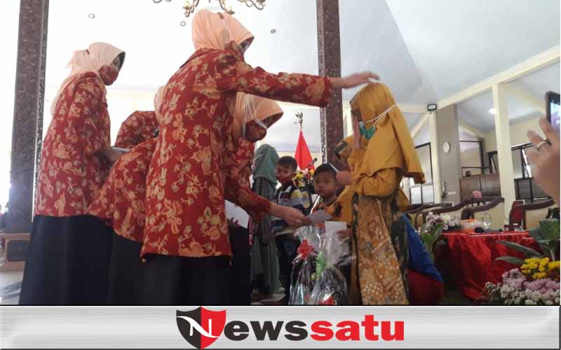 Dharma Wanita Bondowoso Santuni Ratusan Anak Yatim