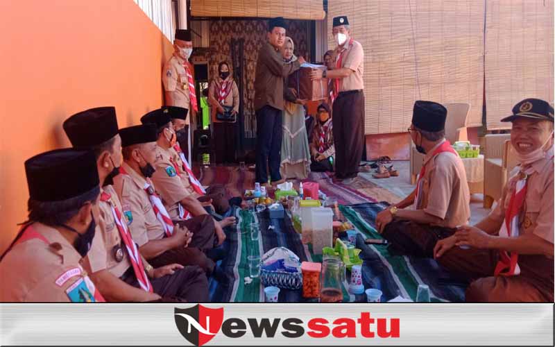 Hari Pramuka ke 60, Jajaran Kwarcab Sambangi Keluarga Tokoh Praja Muda Karana Pamekasan
