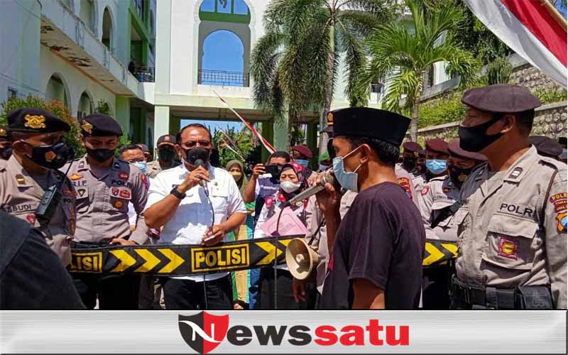 Ijin Pembangunan Rumah Sakit Moh Noer Disoal Warga Pamekasan