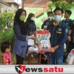 Masyarakat Kelurahan Perigi Terima Bantuan Beras Dari Gubernur Sumsel