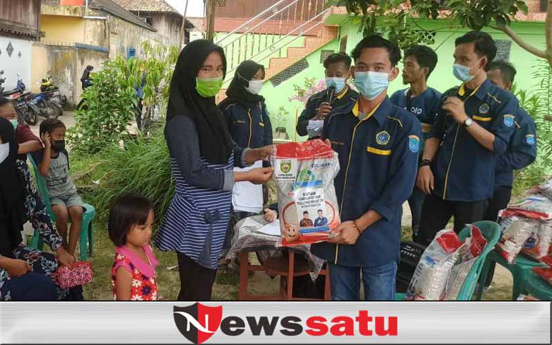 Masyarakat Kelurahan Perigi Terima Bantuan Beras Dari Gubernur Sumsel