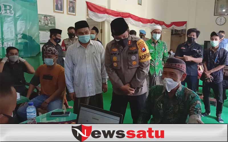 PCNU Pamekasan bersama Polri Inisiasi Vaksinasi Massal Disaat Pandemi Covid-19