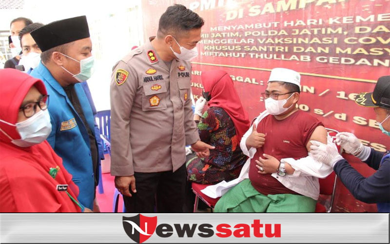 PKC PMII dan Polda Jatim Targetkan 1500 Santri Beserta Masyarakat Divaksinasi di Sampang