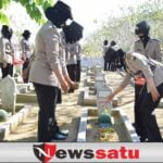Polwan Pamekasan Tabur Bunga, Renungkan Jasa Pahlawan di TMP Panglegur