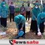 TP PKK Kabupaten Pamekasan Bantu 1000 Bibit Jahe Merah ke Kelurahan Gladak Anyar