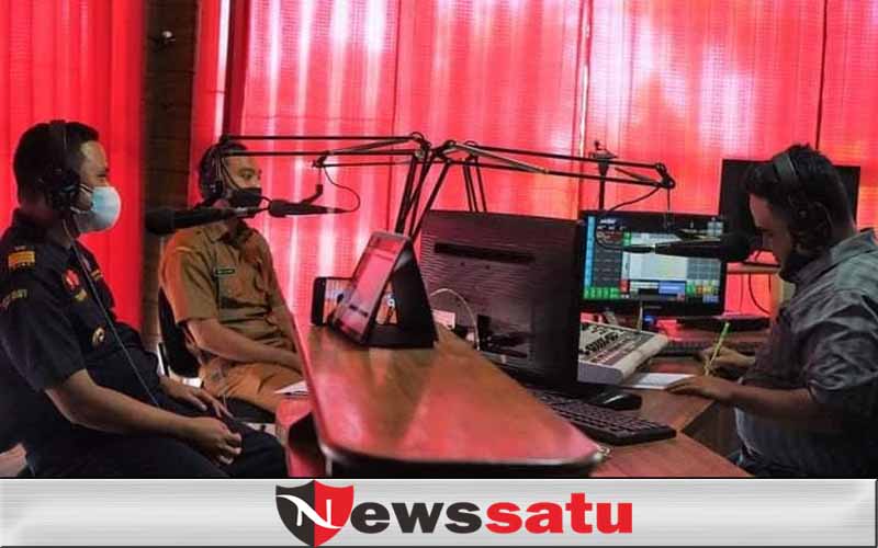 Diskominfo Pamekasan dan BCM Blusukan Studio Media, Edukasikan Cukai Warga