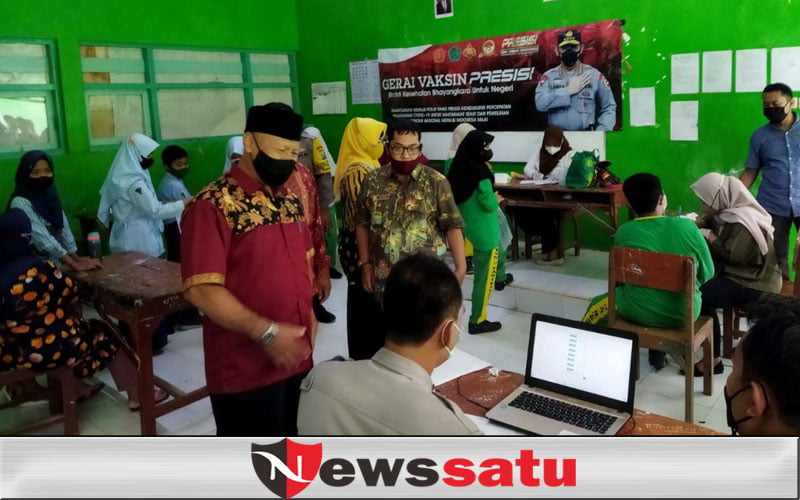 Giliran Ratusan Pelajar MTs Divaksinasi Covid-19 oleh Polres Pamekasan