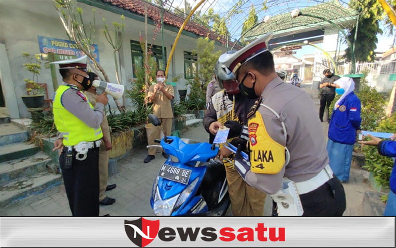 Melirik Upaya Satlantas Polres Sampang, Edukasi Tertib Lalin dan Prokes Siswa
