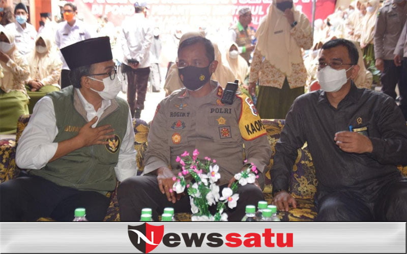 Polres dan Pemkab Targetkan 1300 Sasaran Vaksin Santri di Pamekasan