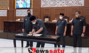 Rancangan KUA-PPAS P-APBD 2021, DPRD dan Pemkot Probolinggo Tanda Tangan