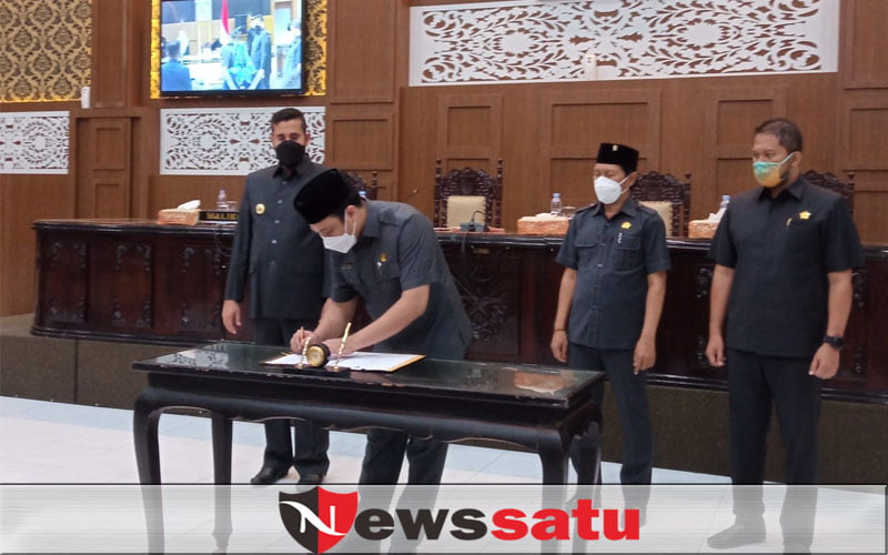 Rancangan KUA-PPAS P-APBD 2021, DPRD dan Pemkot Probolinggo Tanda Tangan