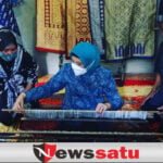 TP PKK OKI Geliatkan Tenun Daerah untuk Pulihkan Ekonomi